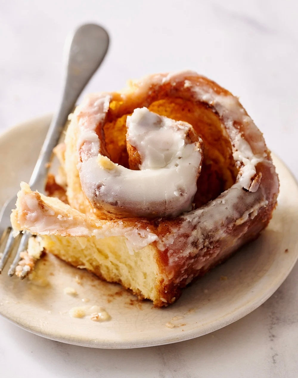Taffy Town Cinnamon Roll Saltwater Taffy